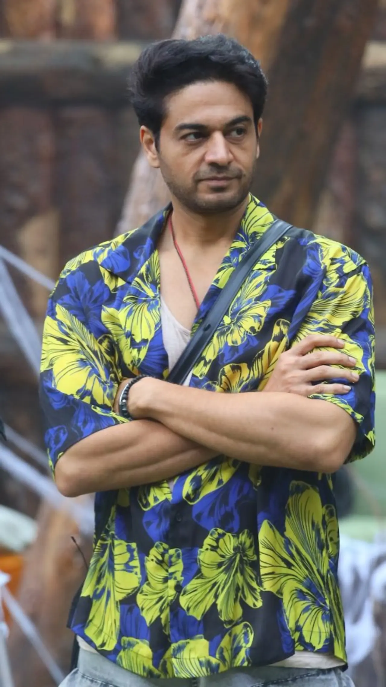 In Bigg Boss 19, Khanna is reportedly one of the highest-paid contestants this season, with estimates indicating he earns around Rs 17.5 lakh per week, roughly Rs 2.5 lakh per episode.